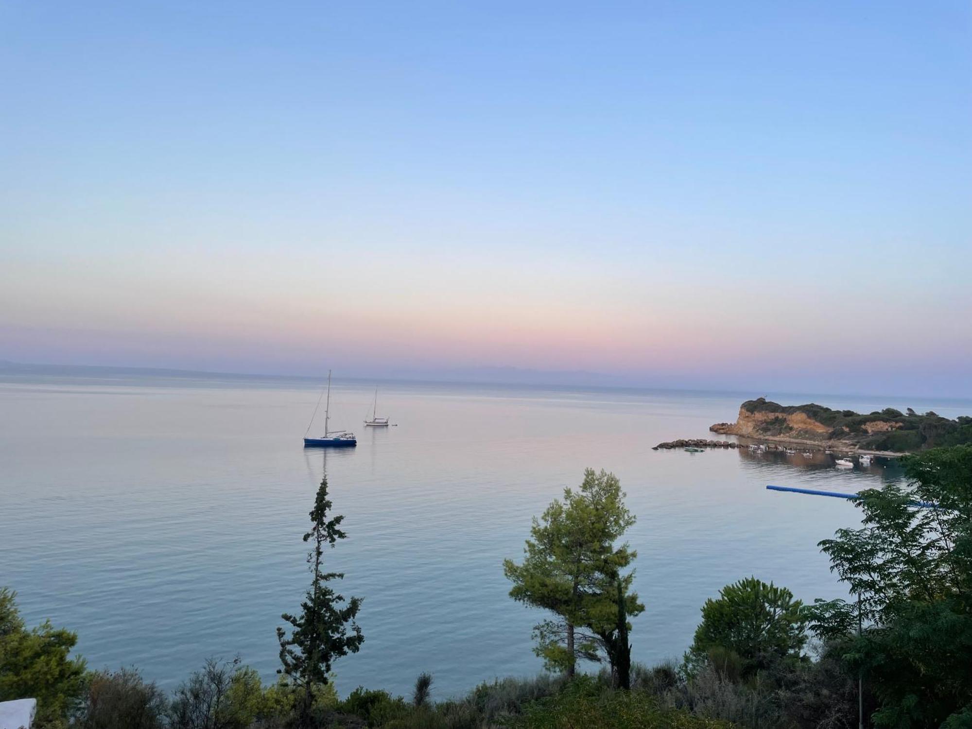 Deep Blue Villas Ανω Βασιλικος Εξωτερικό φωτογραφία